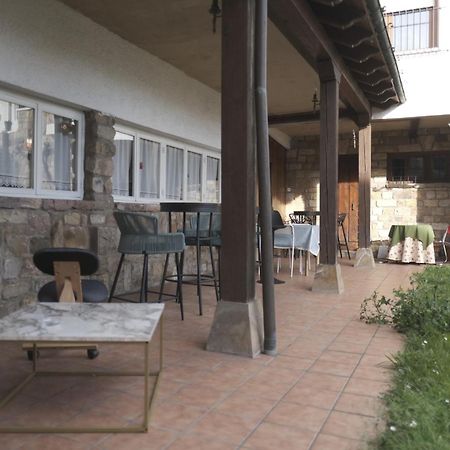 Posada La Estela De Barros Corrales De Buelna Exterior foto